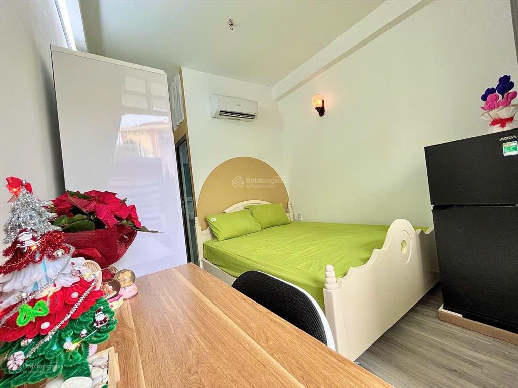 Chính chủ cho thuê phòng studio ban công ngay phố ẩm thực phan xích long, gần ngã tư phú nhuận