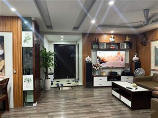 Giá thật, căn 4pn, cực đẹp tầng trung, nt cao cấp, tiếp khách thiện chí.  0343 202 ***