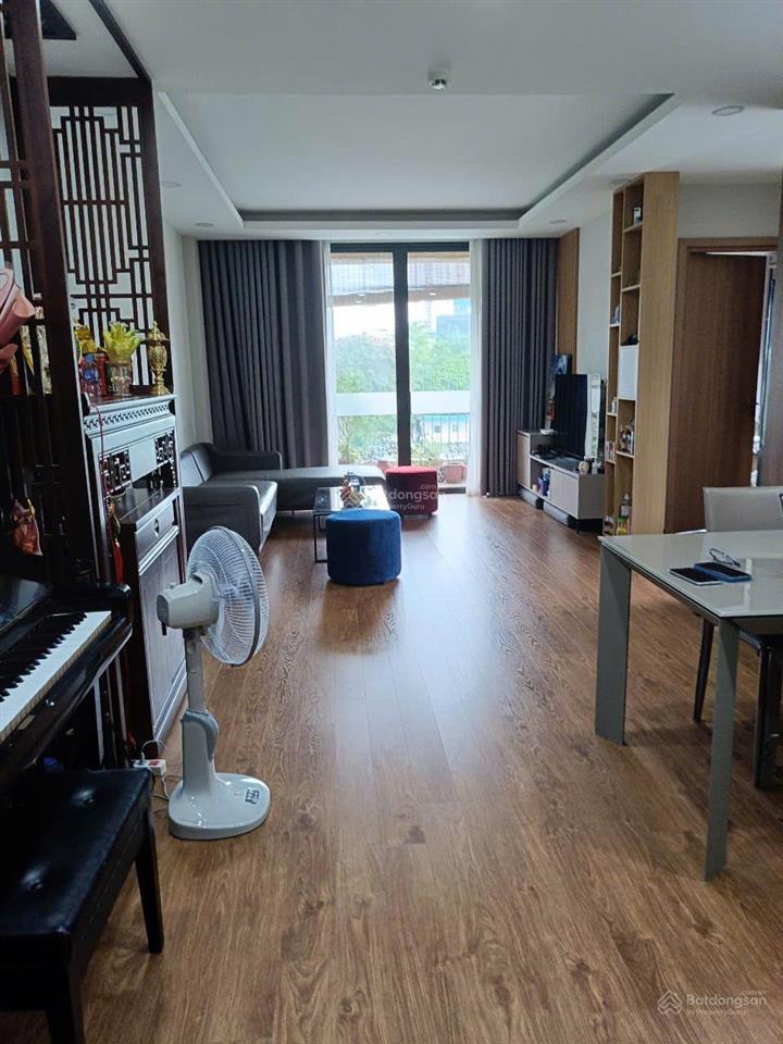 Chính chủ bán 2pn, 68m2, full nt đẹp, tầng trung, chỉ 6,8 tỷ.  0343 202 ***