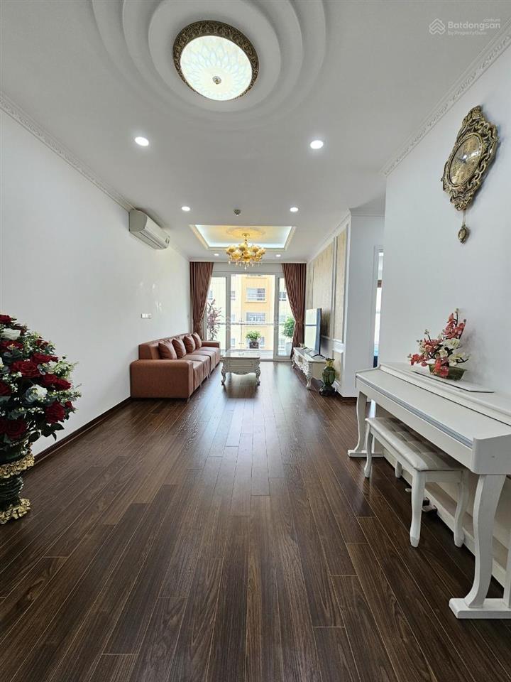 Duy nhất, căn 3pn, 2 ban công, tầng trung đẹp, view pháo hoa, giá chỉ 11,3 tỷ.  0343,202.831