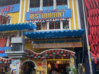 Bán nhà mặt tiền đề thám khu phố tây, p. pn lão, q1  dt 4.5x22m 4 lầu hđt 165tr/th giá 54 tỷ