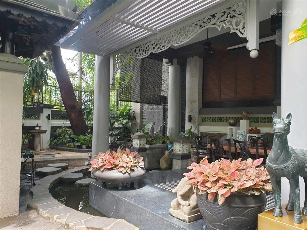 Bán khách sạn phố tây bùi viện p. phạm ngũ lão q1  dt 15x16m 8 lầu 38p hđt 550tr/th giá 100 tỷ