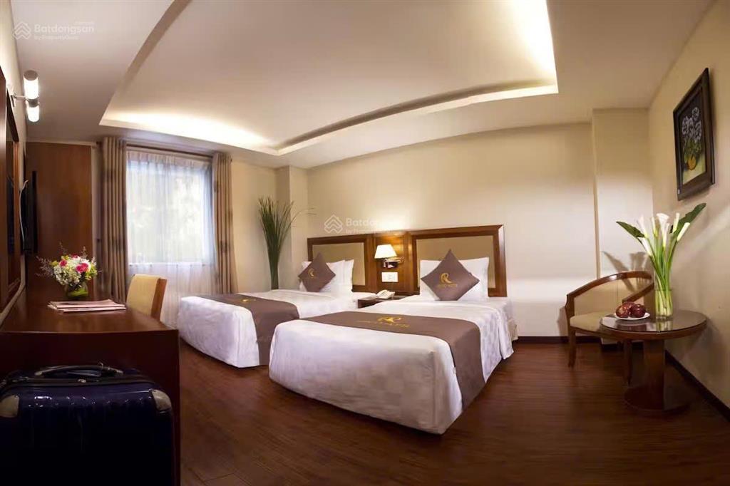 Chính chủ bán nhà mặt tiền 98a đặng thùy trâm p.13,q.bình thạnh dt 13.4x25m hầm 7 lầu giá 88 tỷ