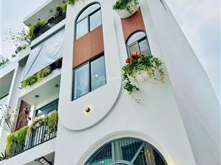 Bán nhà phan văn trị p.14 q.bình thạnh, dt 4mx13m, 4tang st, giá 8ty2