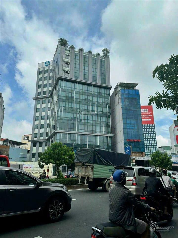 Bán nhà mặt tiền võ chí công  p.phú hữu  quận 9  tp.thủ đức  17,5m x 49m  1 hầm 6 tầng  68 tỷ