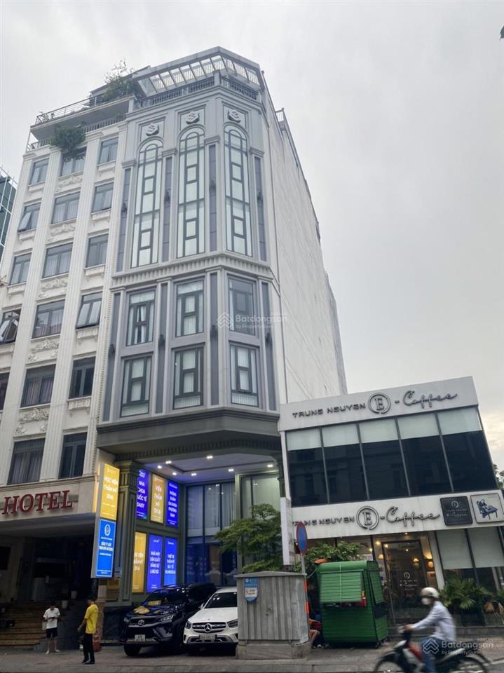 Bán nhà mặt tiền bạch đằng, q.bình thạnh  diên tích 8m x 25m  1 hầm 7 tầng  giá 50 tỷ