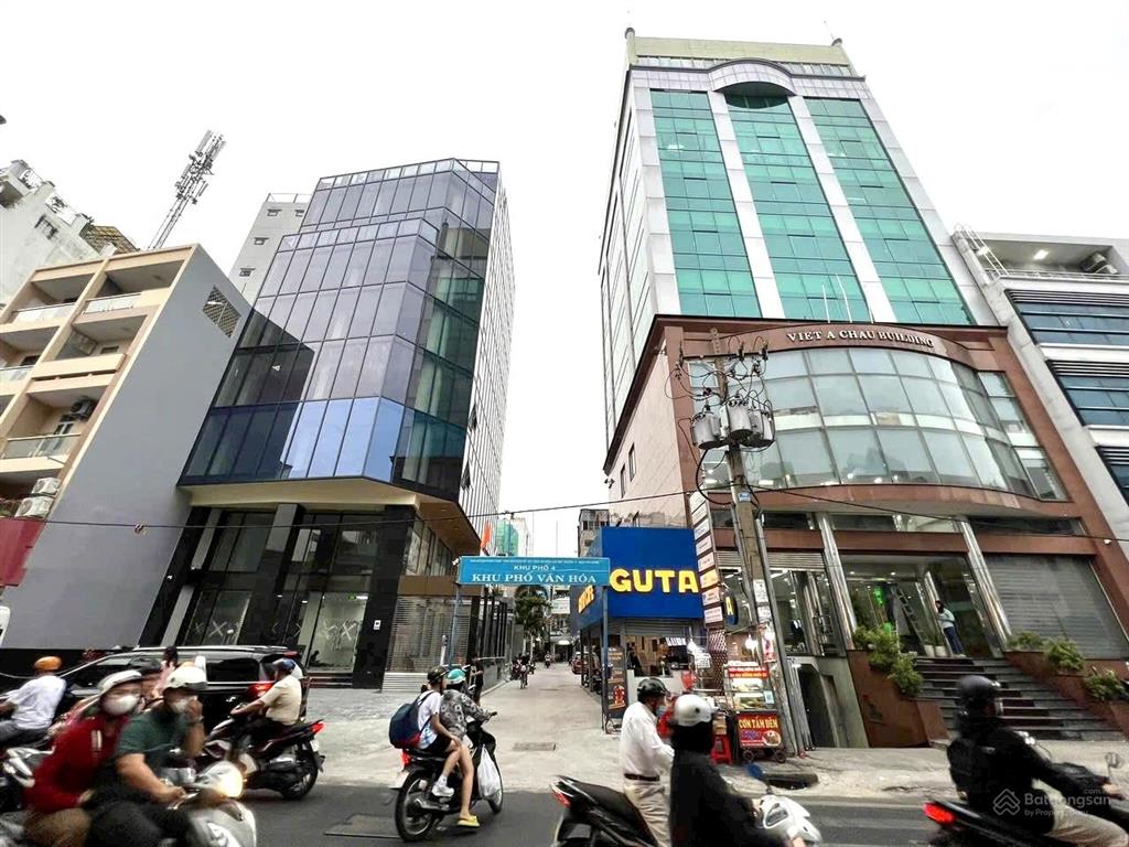 Bán nhà mặt tiền calmette, quận 1. diện tích 8,25m x 17m. xây dựng 7 tầng. giá bán 60 tỷ