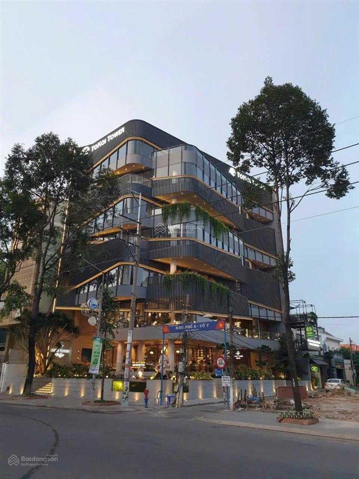 Nhà góc 2 mặt tiền ngay đường 3/2, quận 10. dt 16m x 16m, kc 5 tầng  180 triệu/th. giá bán 62 tỷ