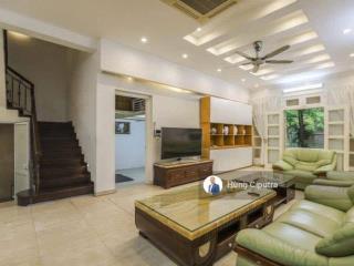 Bán biệt thự mỹ đình. diện tích 110m2 xây 4 tầng. mặt tiền 7m. giá bán 35 tỷ. đang cho thuê 40tr