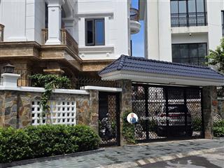 Hàng hiếm. shophouse thành phố giao lưu đường 40m5 tầngmặt tiền 7m