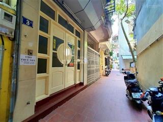 Bán nhà lý nam đế hoàn kiến dt 40 m 5 t  khu phân lô quân đội  ngõ đẹp 1 nhà ra phố full tiện ich