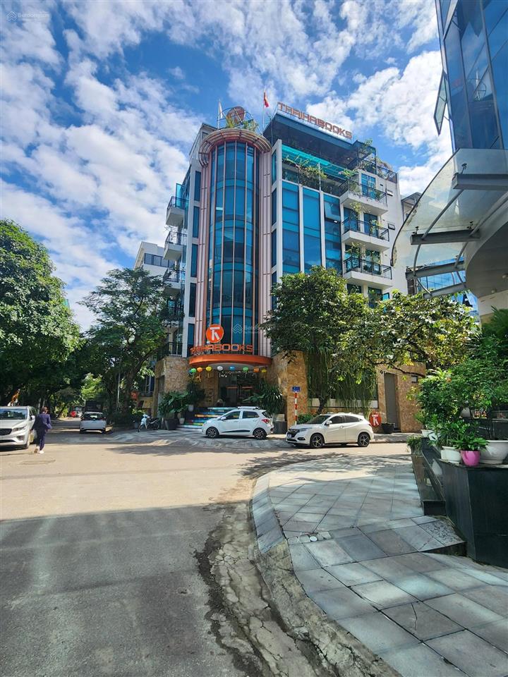 Chính chủ bán đất đg đức diễn  150m2 mt/8m 39,5tỷ  30m ra phố ô tô tránh ,vỉa hè xây buiding