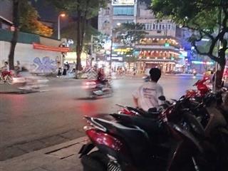 Bán nhà riêng 90m2, lê thanh nghị, hai bà trưng 90m2, 6 tầng, mt 6m, giá 20 tỷ. gần phố trung tâm