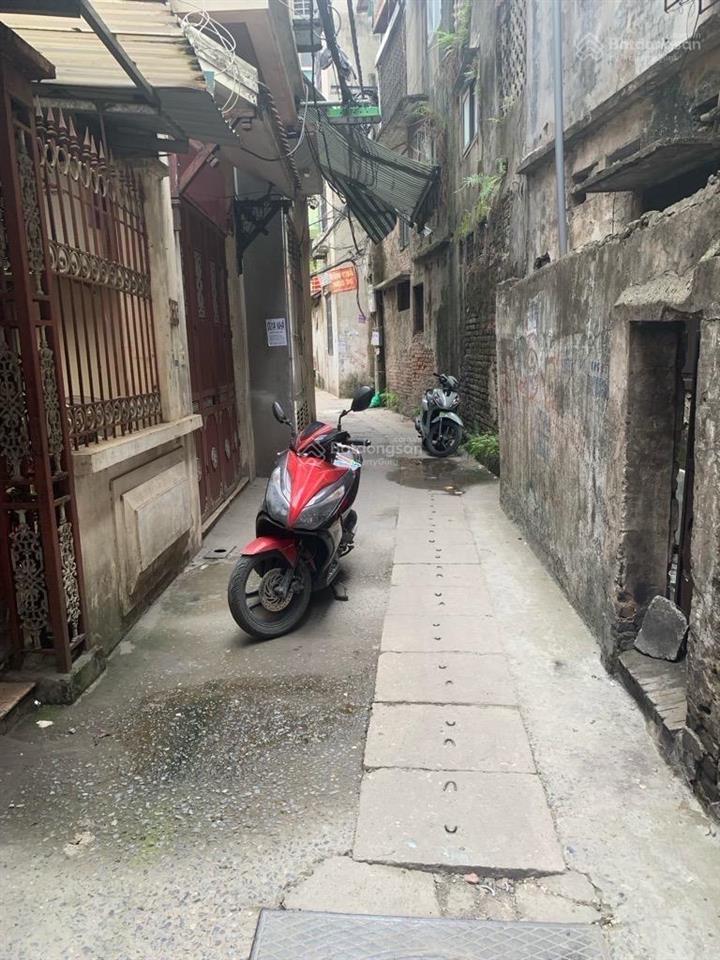 Bán đất tại hồ ba mẫu, 8 tỷ, 52 m2, đống đa, hà nội. giá đầu tư, gần hồ.
