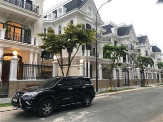Bán nhà đẹp lung linh  đường trương văn bang, tp.thủ đức 15 x 20m 4 tầng thang máy. 55 tỷ