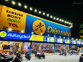 Bán nhà ngang 40m x 35m cn 1200m2. vị trí ngay đại học công nghiệp quận gò vấp  giá 320 tỷ