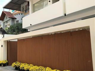 Bán căn duy nhất đường nguyễn trung trực bến thành quận 1  9x25m trệt 4 lầu tm. giá 120 tỷ