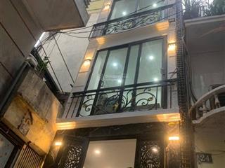 Hiếm quán thánh 15m2 5 tầng đồ sộ chỉ 3,89 tỷ ba ngủ sân rộng