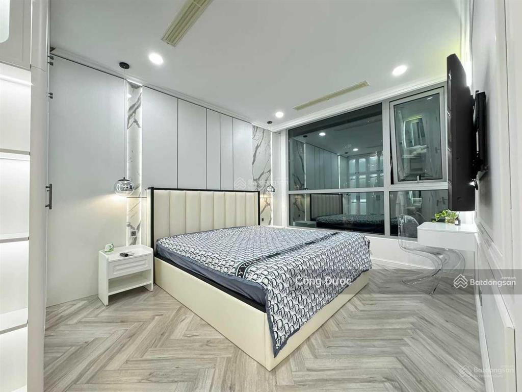 Cần bán căn hộ chung cư zenity 117m2, 3pn, q.1, giá 13 tỷ,  0903 077 ***. được