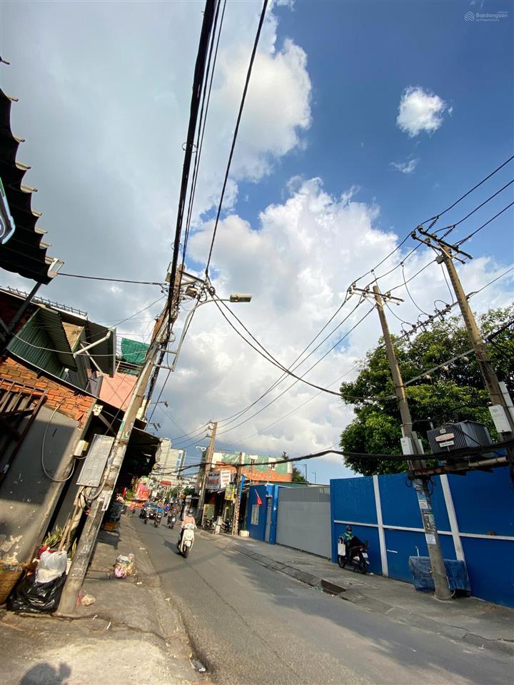 Siêu khuôn đất mặt tiền trịnh đình thảo, quận tân phú. 12m x 36m. cấp 4, khu xây cao. giá 39 tỷ tl