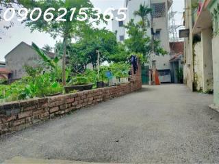 Tôi cần bán 35m2 đất tại Tràng An, thị trấn chúc sơn, nhỉnh 2 tỷ