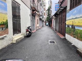 Bán đất mễ trì hạ xây ccmn 170tr/m2. diện tích 95m2 mặt tiền hơn 7m. cách ô tô 50m. xây được cao