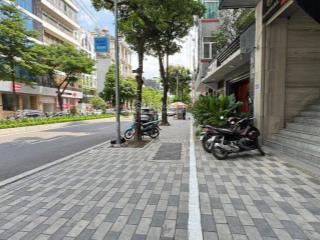 Cần bán gấp nhà mặt phố lạc long quân diện tích 140m ,9 tầng nhỉnh 60 tỷ có thương lượng