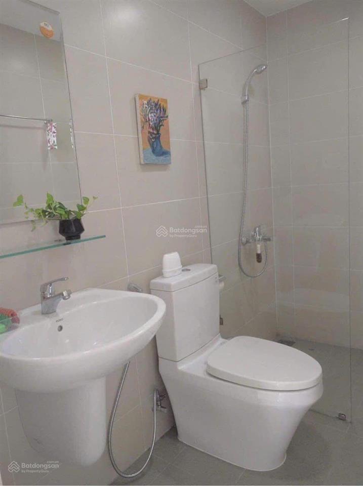 Bán căn hộ 2 phòng ngủ tulip, đường hoàng quốc việt, quận 7 giá 3,3 tỷ