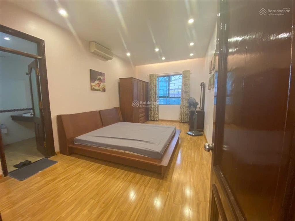 Cho thuê căn hộ 17t6 khu trung hòa nhân chính 3 phòng ngủ full đồ chỉ 16 tr/tháng  0912 883 ***