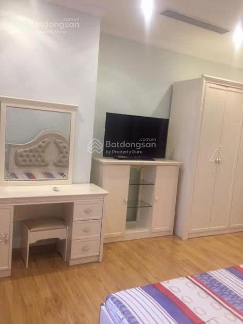 Cho thuê căn hộ 2 ngủ, full đồ đẹp tại eurowindow multi complex trần duy hưng giá 15 triệu/tháng