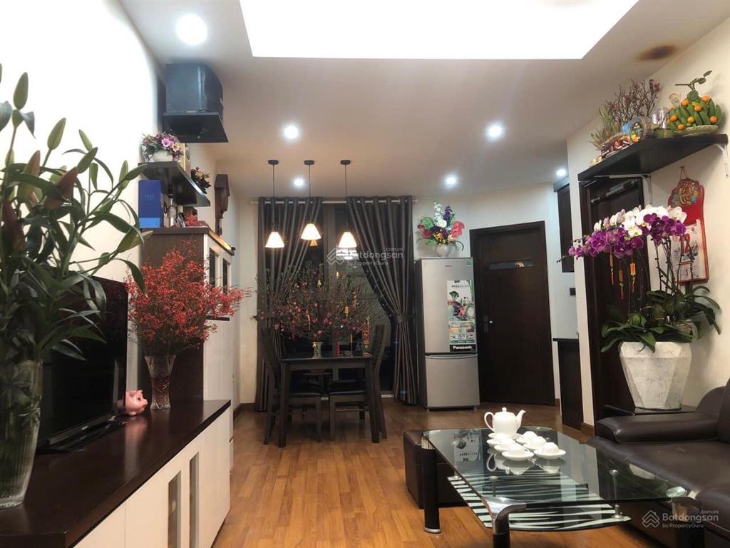 Cho thuê gấp căn hộ 2 ngủ full đồ tại home city trung kính giá chỉ 14 triệu trên tháng 0912 883 ***