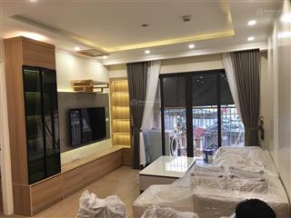Cần bán gấp căn hộ tân hoàng minh 36 hoàng cầu. 90m2, 2pn 2wc nhà mới lại lại đẹp giá chỉ 11,4 tỷ