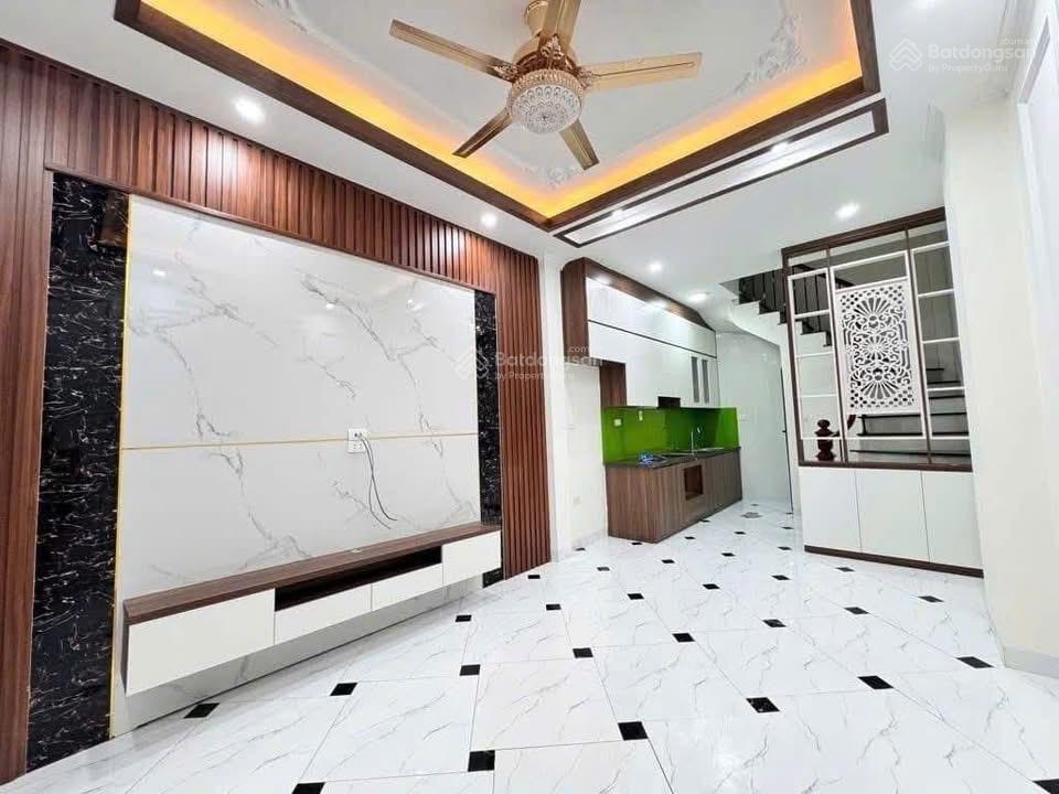 Bán nhà siêu víp 35,1m2 phú thượng, tây hồ, 5 tầng ba bước ra ô tô tránh, gần đường kđt cuputra.