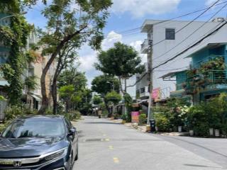 Bán nhà phước bình  dt 107m2 ngang 5m  đường nhựa rộng 10m  hơn 6 tỷ