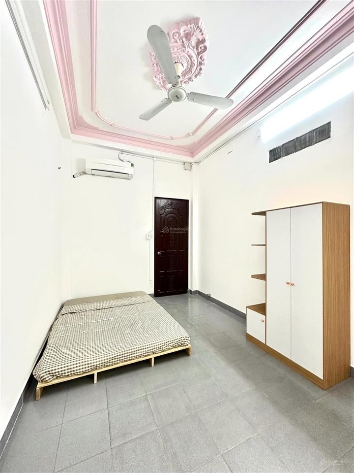 Hxt sát mt hoàng sa, p11, q3 3.5x14m (43m2 trệt 3 lầu) 7pn hđt khoán 21 tr/th, giá 9 tỷ tl