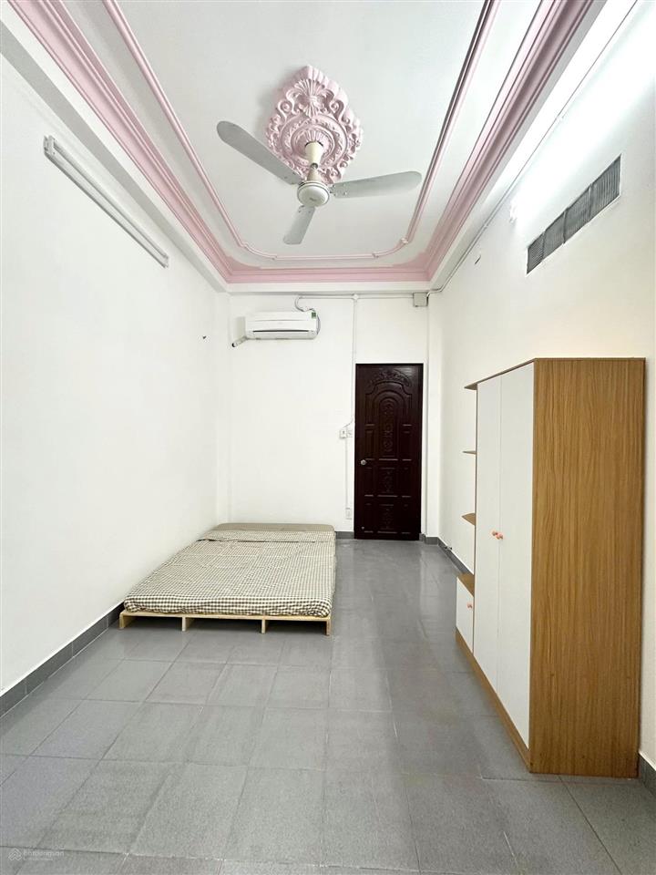 Hxt sát mt hoàng sa, p11, q3 3.5x14m (43m2 trệt 3 lầu) 7pn hđt khoán 21 tr/th, giá 9 tỷ tl