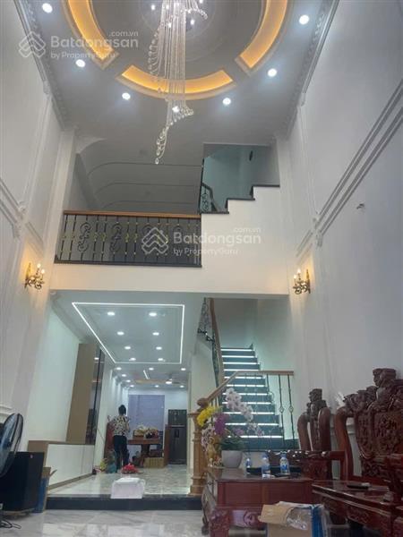 Hẻm xe tải tránh nhau, khu phân lô đồng bộ, sát bv đk thủ đức, 4x14 chỉ 6,5 tỷ.