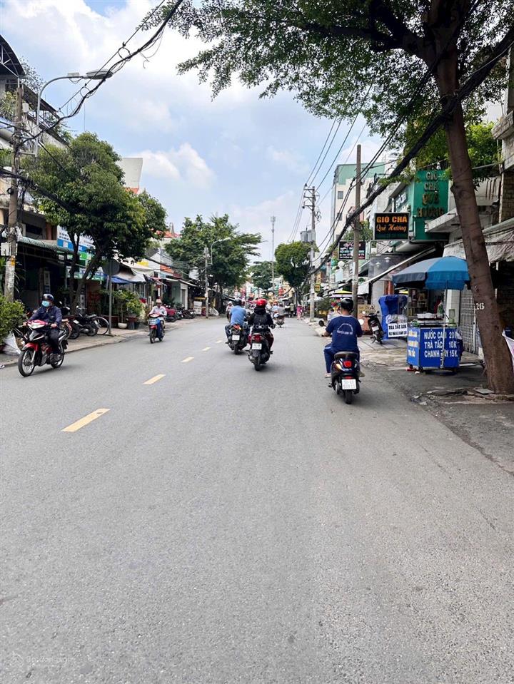 Đất mt đs8 ngang 10m 300m2 ngay thống nhất gò vấp