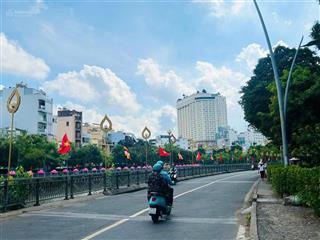 Bán nhà hxh 4m ngay phạm văn hai, p3  bờ kè trường sa. dt 6.3x10m [vuông vức]. chỉ 7.7 tỷ