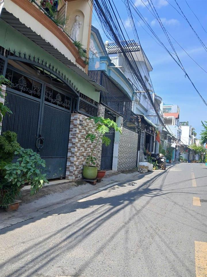 Bán đất 137m2 tặng nhà đầy đủ công năng, mặt tiền 6,5m đường ô tô phường phước long b nhỉnh 10 tỷ