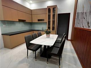 Cơ hội đầu tư sinh lời căn hộ dịch vụ 4 tầng, mặt tiền 5msát phước bình giá 7,5 tỷ