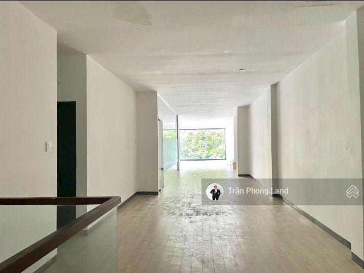 Chính chủ gửi bán nhà mặt tiền 215a215b hai bà trưng, p. võ thị sáu, q3, 7.3x24.08m, 0938 140 ***