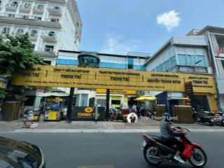 Chính chủ gửi bán nhà mặt tiền 04 trần quang diệu, p13, q3, 21x20m, 400m2, trệt 2 lầu, 0938 140 ***