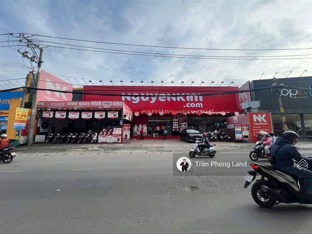 Chính chủ gửi bán nhà mặt tiền 378380 nguyễn duy trinh, p. bình trưng đông, q2, 28x35m, 0938 140 ***