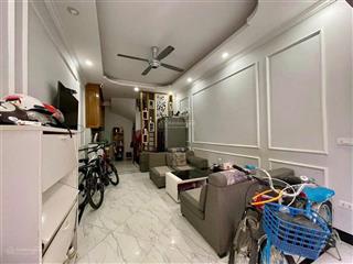 Bán gấp nhà 5 tầng, gần cầu vượt mai dịch, hồ tùng mậu, giá 6.3 tỷ,  0978 685 ***