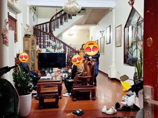 Siêu phẩm cầu giấy 65m2  nhà dân xây  lô góc  20m ra ô tô  giá 15 tỷ,  0978 685 ***