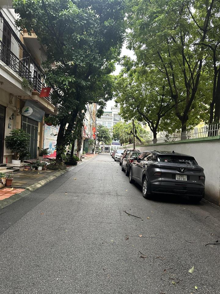 Bán nhà 4 tâng 66m. mt 5m, lô góc, trung tâm quận cầu giấy, ôtô đỗ cửa, giá 19.6 tỷ, 0978 685 ***