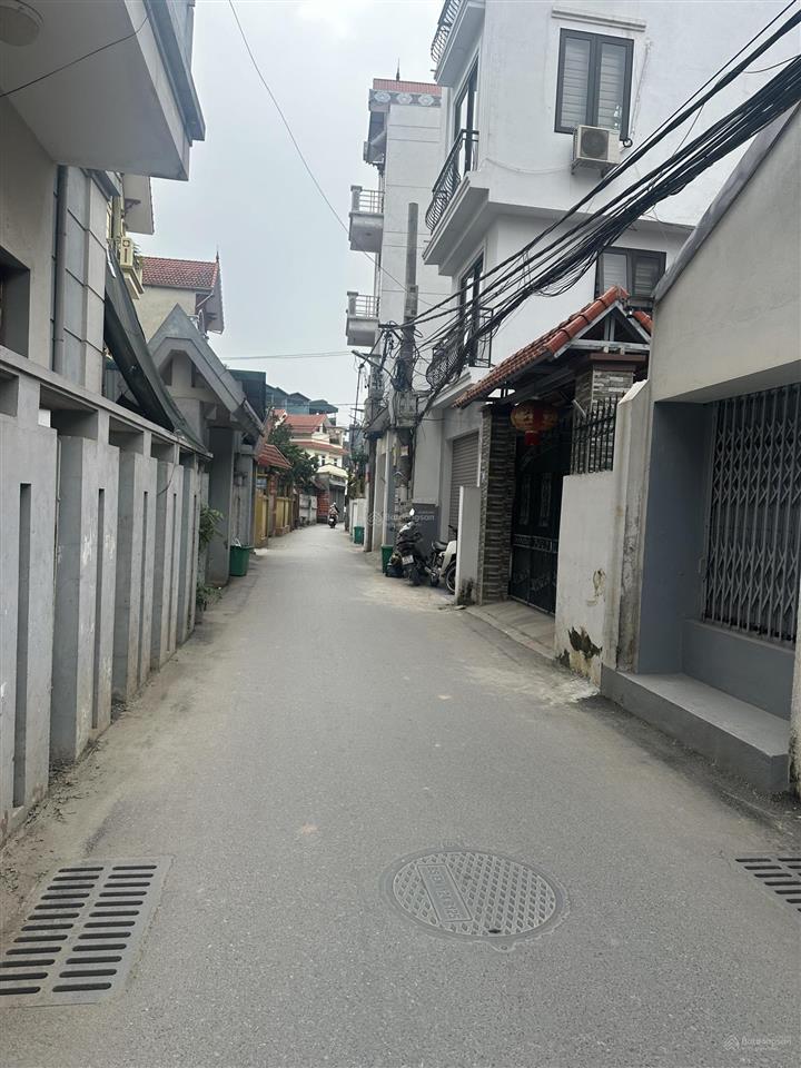 Bán nhanh 30m2 đất phú diễn xây ở hoặc mua đầu lâu dài đều đẹp giá 5.4 tỷ. 0978 685 ***