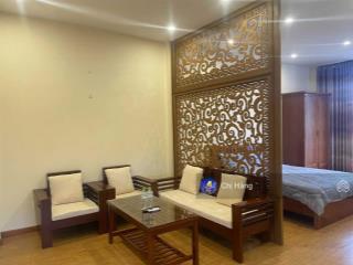 Cho thuê chdv ngõ 294 kim mã 50m2 có ban công, full nội thất giá 6,5 triệu mp xe máy và intenet