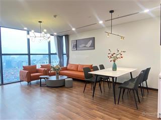 Cho thuê căn hộ tân hoàng minh 36 hoàng cầu, 134m2, 3 phòng ngủ, 26 tr/th,  0911 400 ***